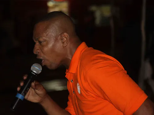 Chanteur de Calypso